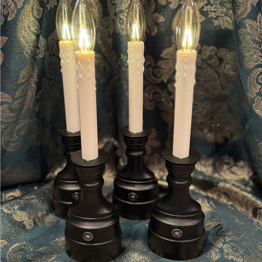Set Of 4 Bethlehem Lights Premium Cordless Window Candles & 4 Replacement Bulbs - Picture 3 of 8